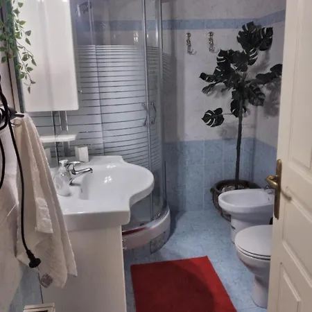 Angelos Sweet & 2 Bathrooms *